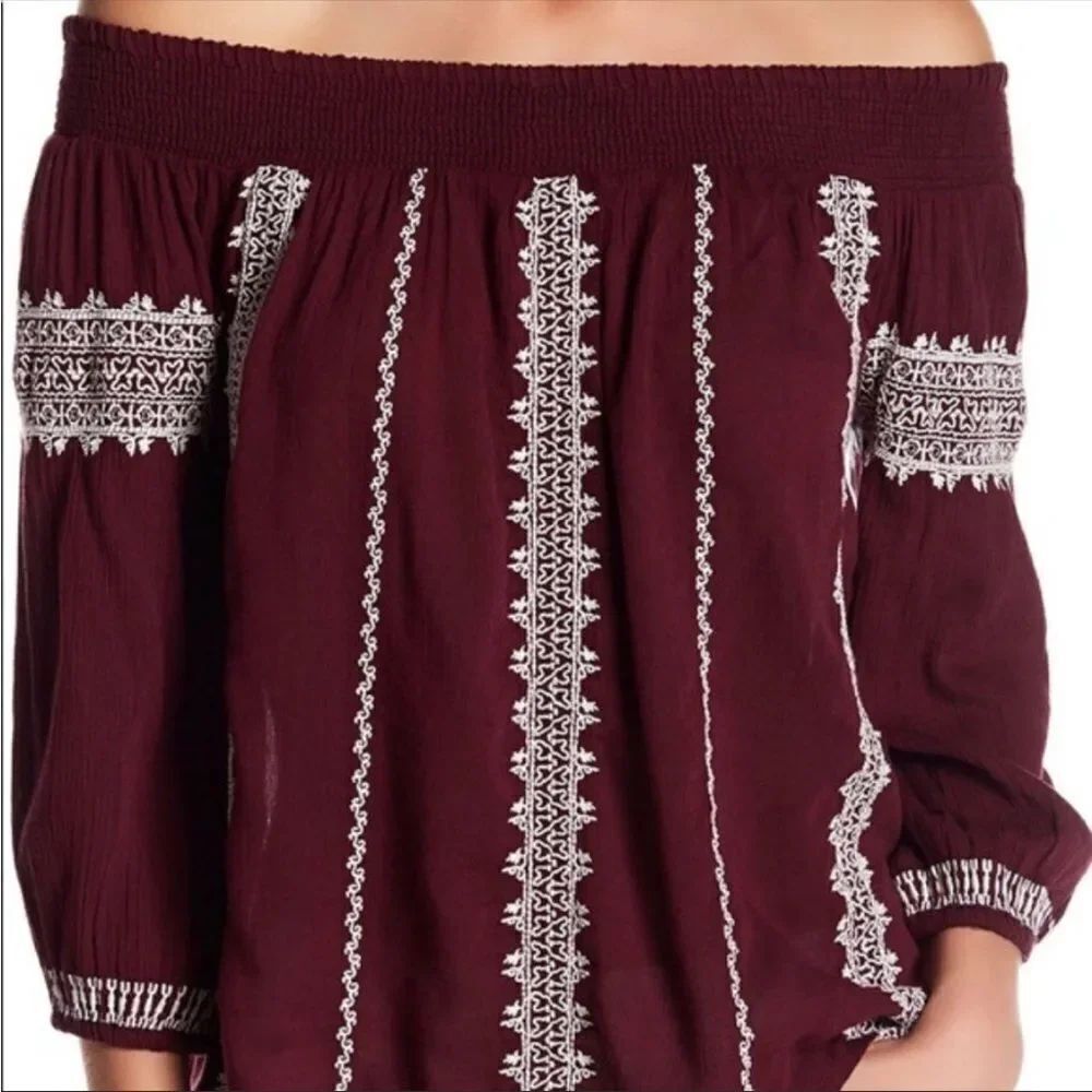 LUCKY BRAND | Maroon Off the Shoulder Embroidered Boho Top Women’s Size Medium